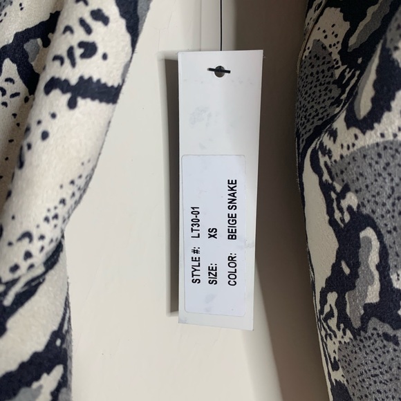 Love Token Snake Print Trench Jacket NWT - Picture 7 of 7